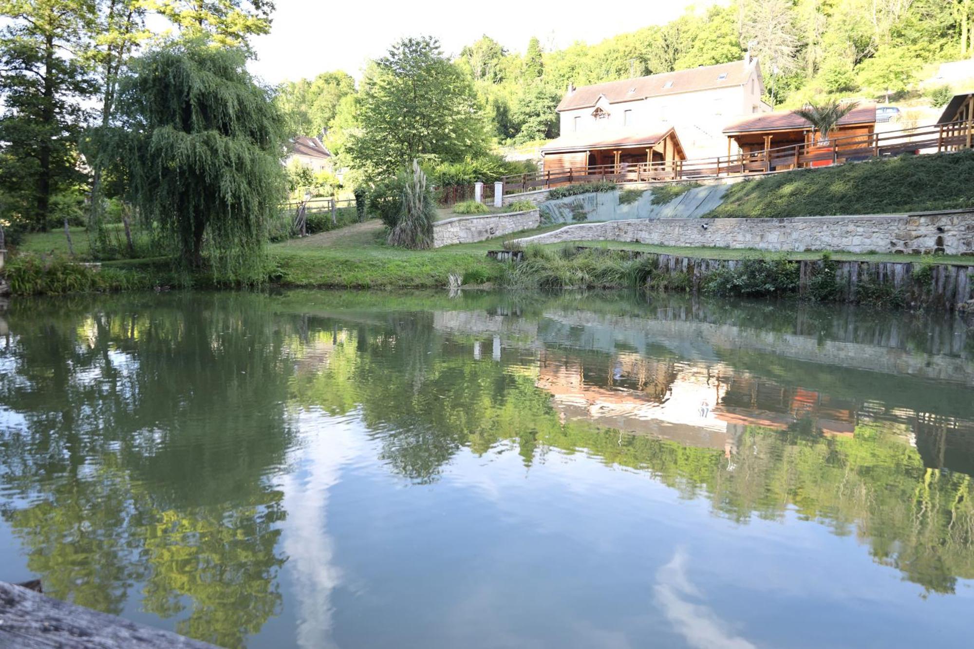 Les Chalets Du Marais Saint-Pierre-Aigle Exterior foto
